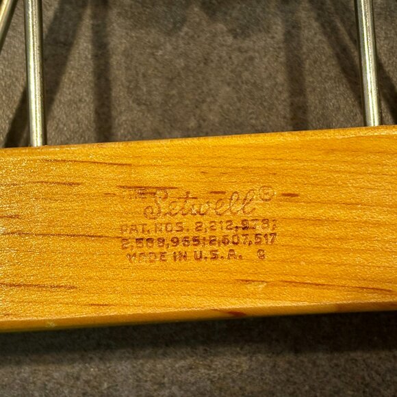 Vintage Setwell 18" Heavy Wooden Suit Hanger With Trouser Clamp Hanger - Picture 6 of 6